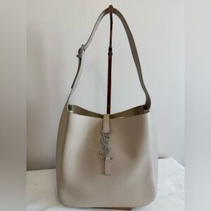 Saint Laurent Light Beige Small LE 5 À 7